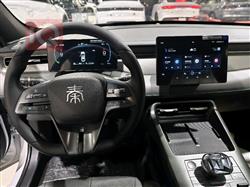 بی وای دی Qin Plus